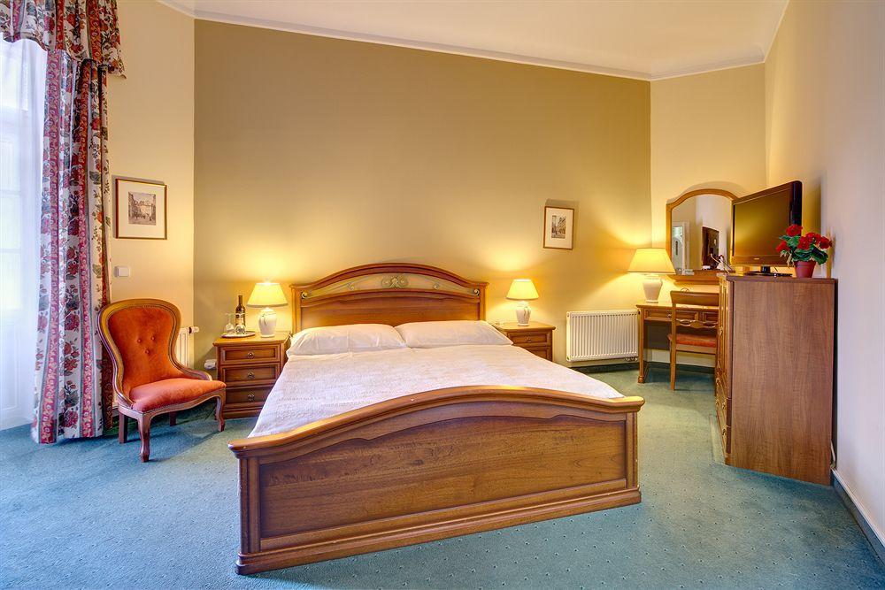 Bishop'S House Hotel Prague Phòng bức ảnh