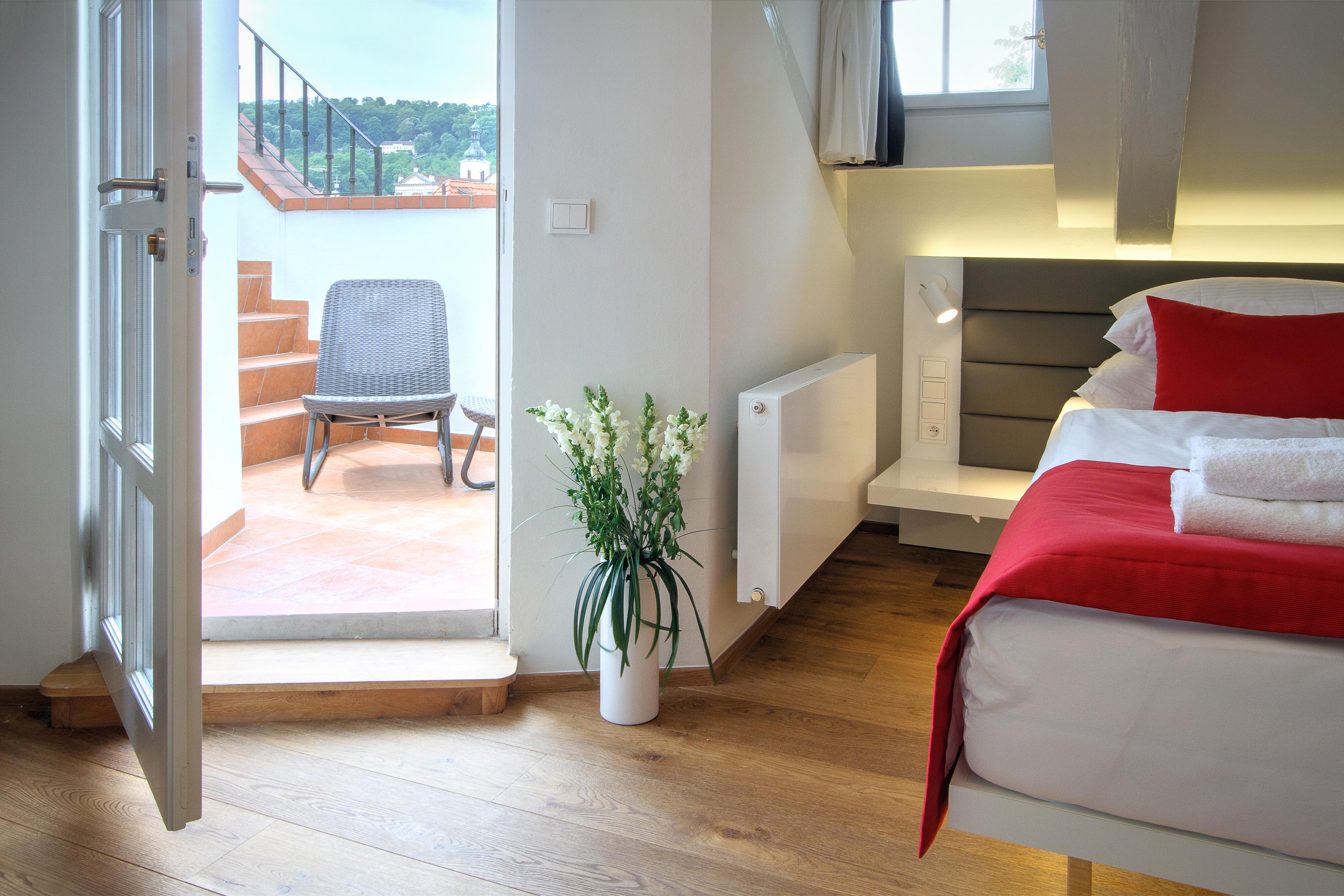 Bishop'S House Hotel Prague Ngoại thất bức ảnh
