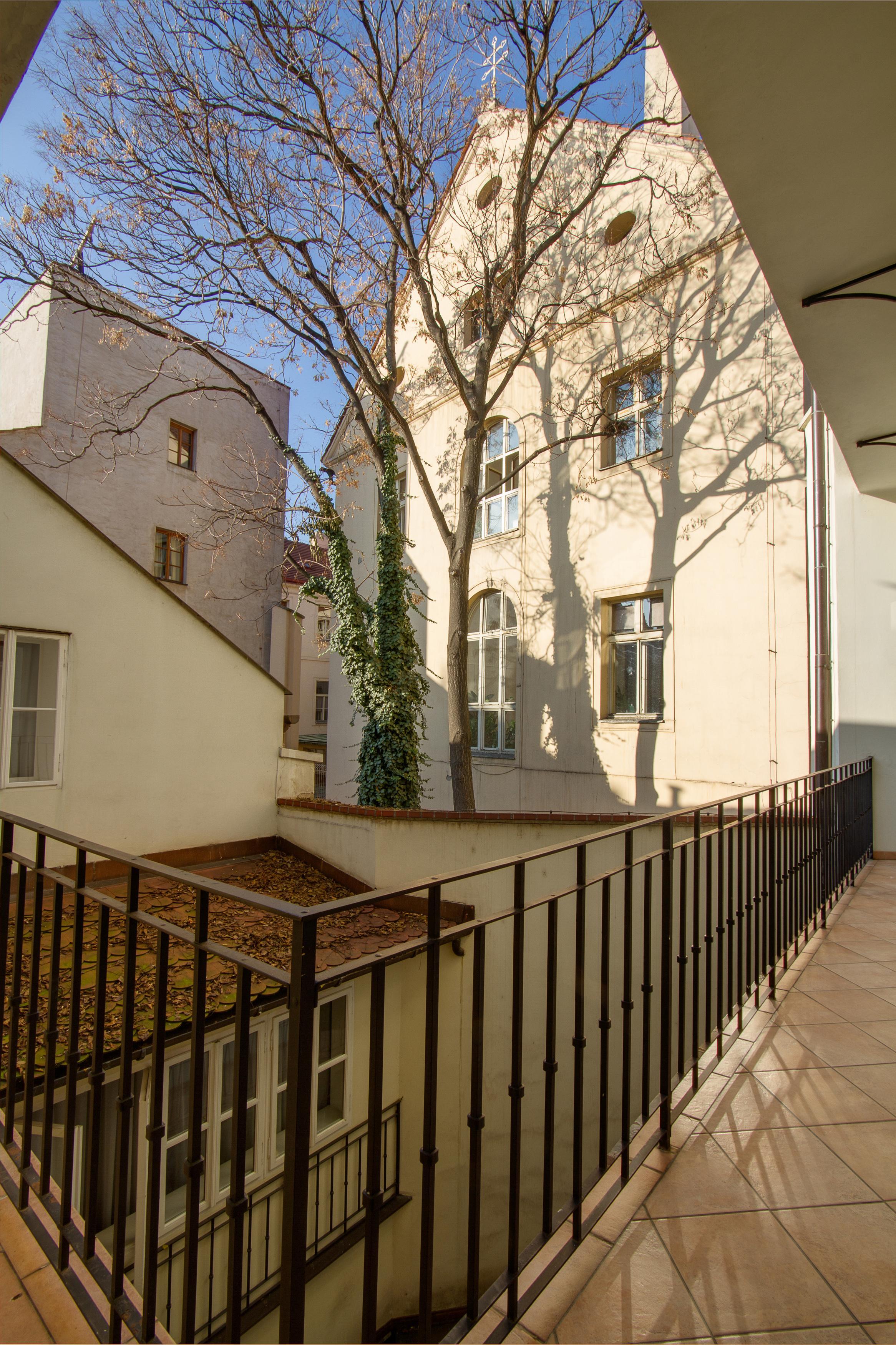 Bishop'S House Hotel Prague Ngoại thất bức ảnh