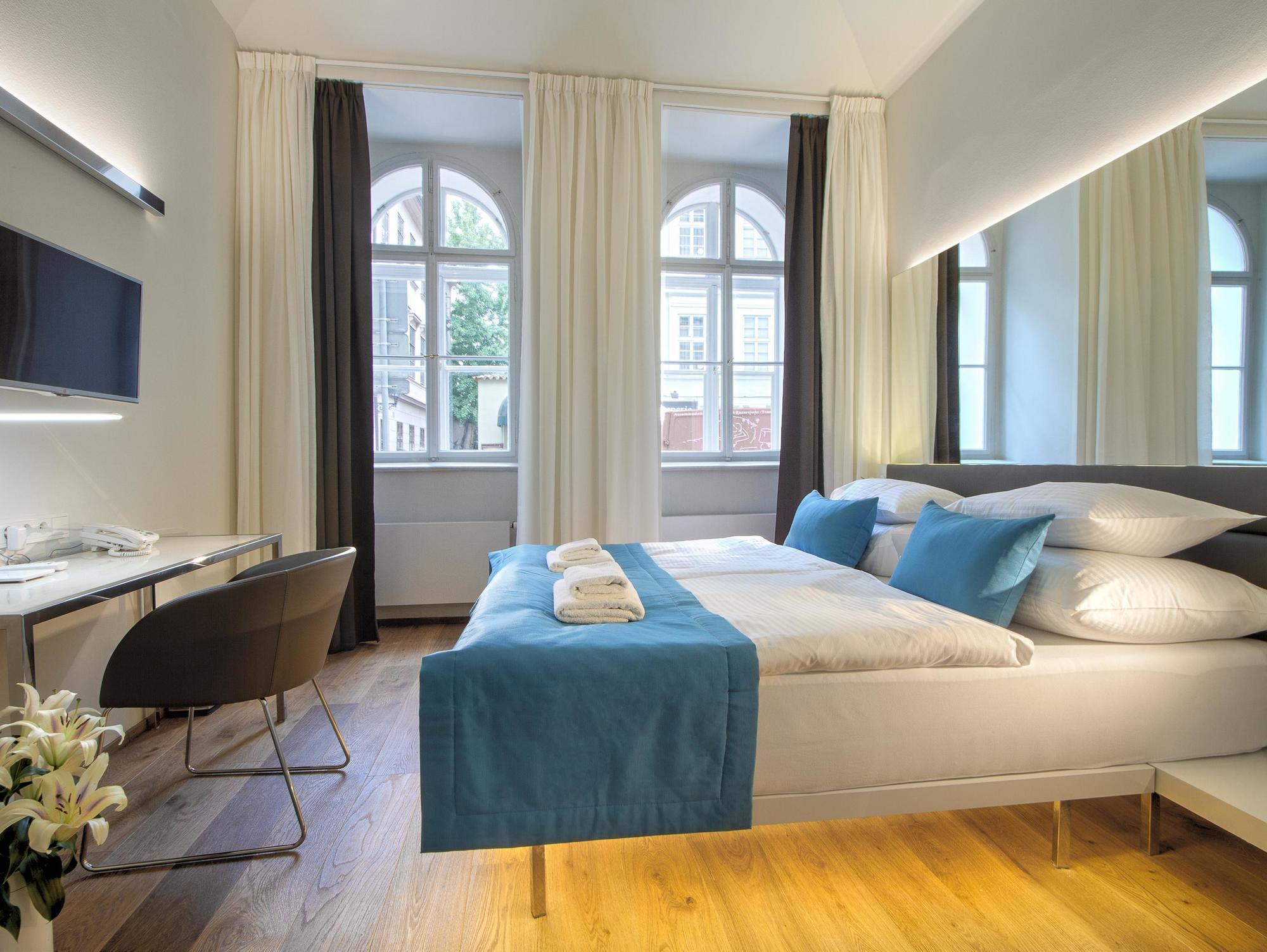 Bishop'S House Hotel Prague Ngoại thất bức ảnh