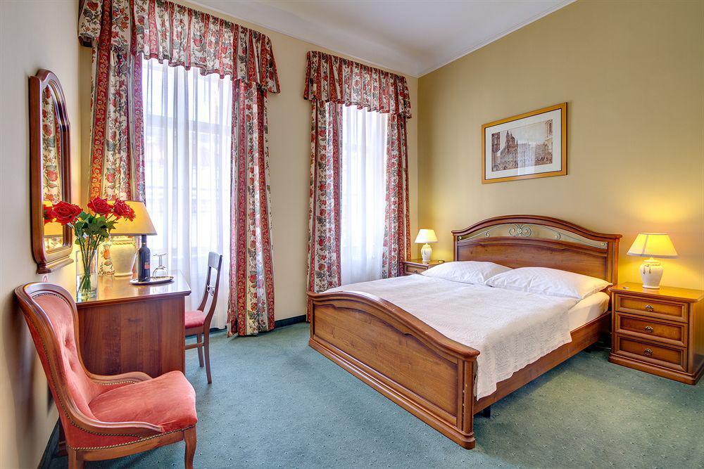 Bishop'S House Hotel Prague Ngoại thất bức ảnh